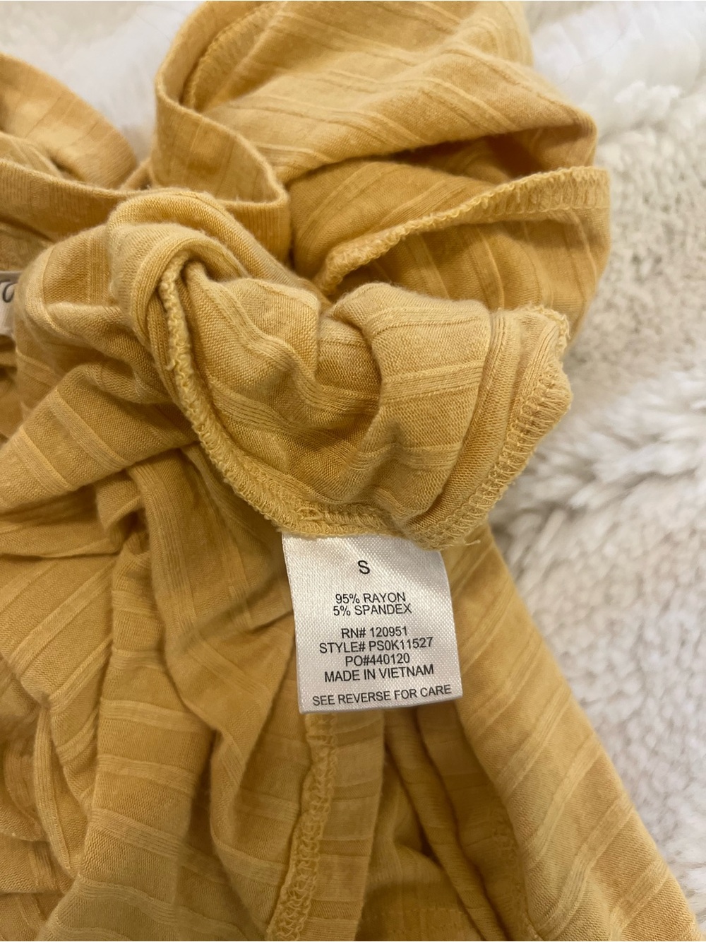 Fitted Short-Sleeve Ribbed Button-Front Top - Yellow - Picture 4 of 5